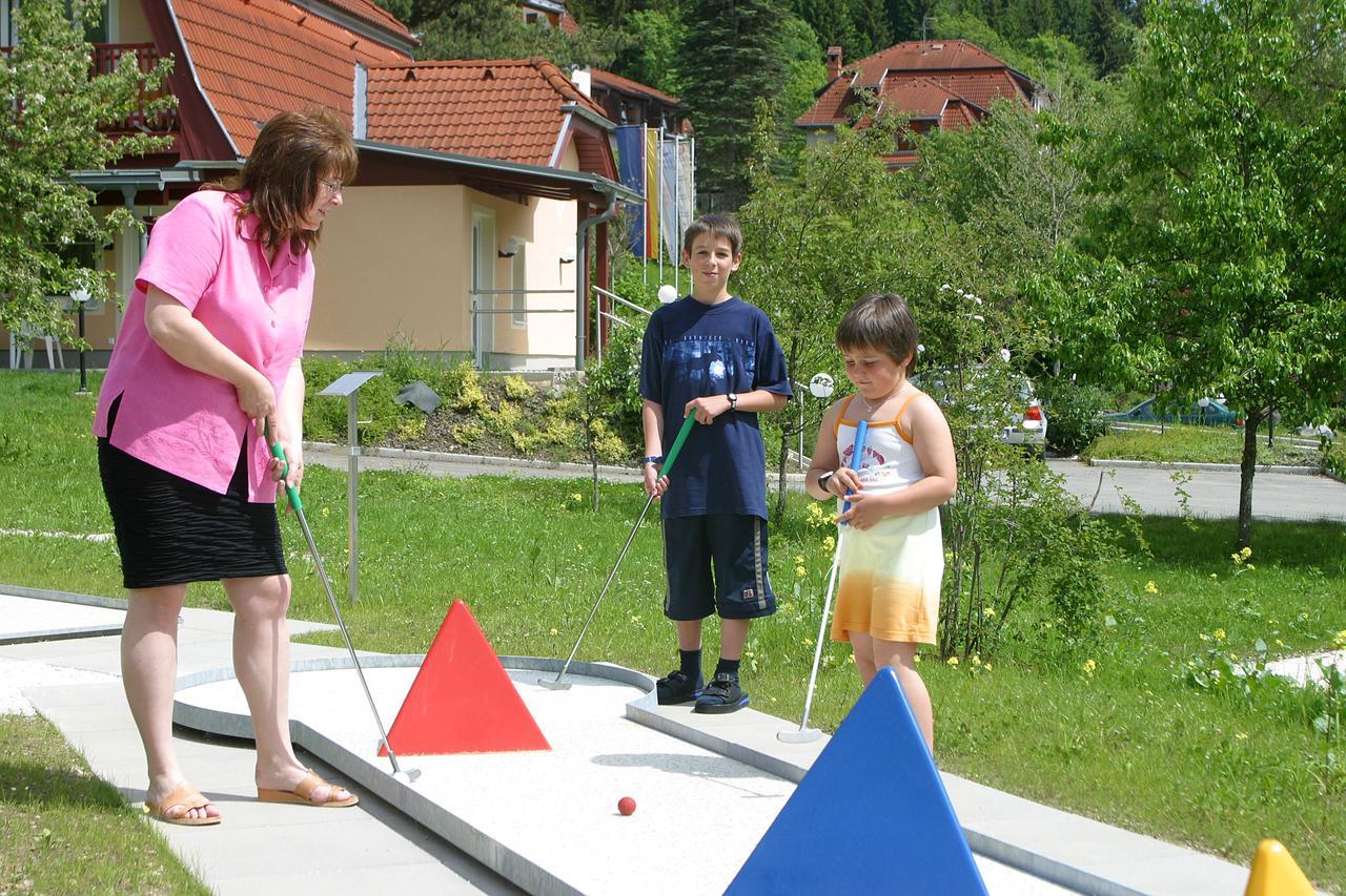 OptimaMed Gesundheitsresort Agathenhof Micheldorf  Exterior foto
